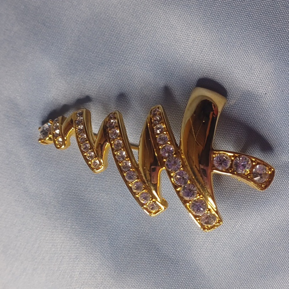 Monet Gold Christmas 🎄  Brooch